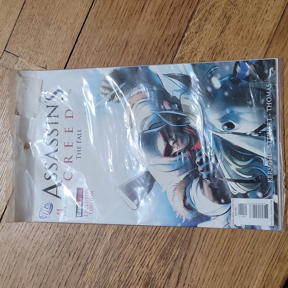 Assassin's Creed #1 The Fall - Exclusive GameStop Edition - RARE.